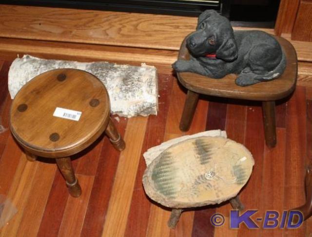 lot 301 image: 3 wood stools 10 diameter