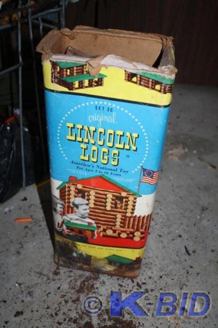 lot 306 image: Lot of Vintage Toys including   Me...
