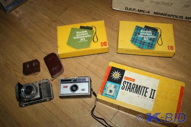 lot 319 image: Vintage cameras Retina &nbspwith e...