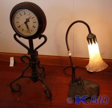 lot 66 image: Vintage metal clock and lamp 16 ta...