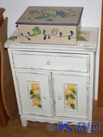 lot 77 image: Painted wood hutch and painted wood...
