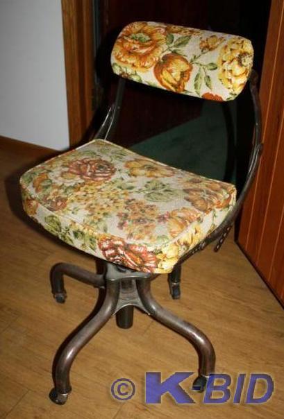 lot 83 image: Antique 1930s rare &nbspDo  Mor...